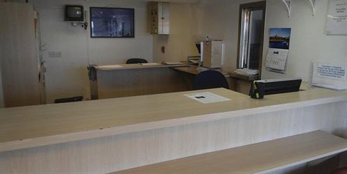 Travel Inn Шаронвилл Экстерьер фото