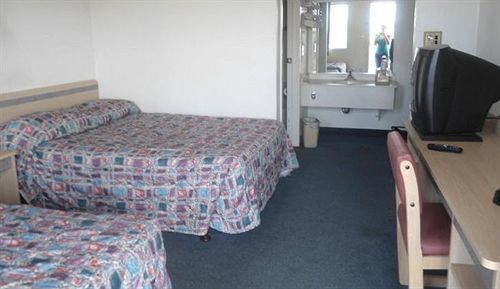 Travel Inn Шаронвилл Экстерьер фото