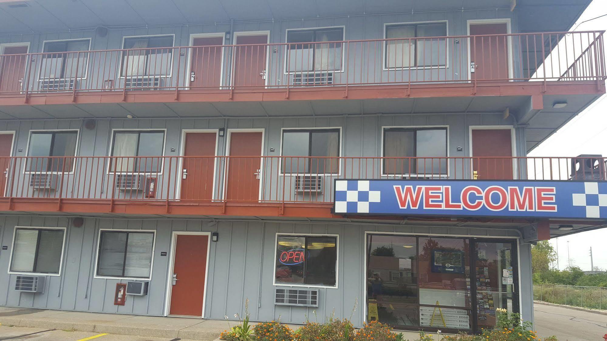 Travel Inn Шаронвилл Экстерьер фото